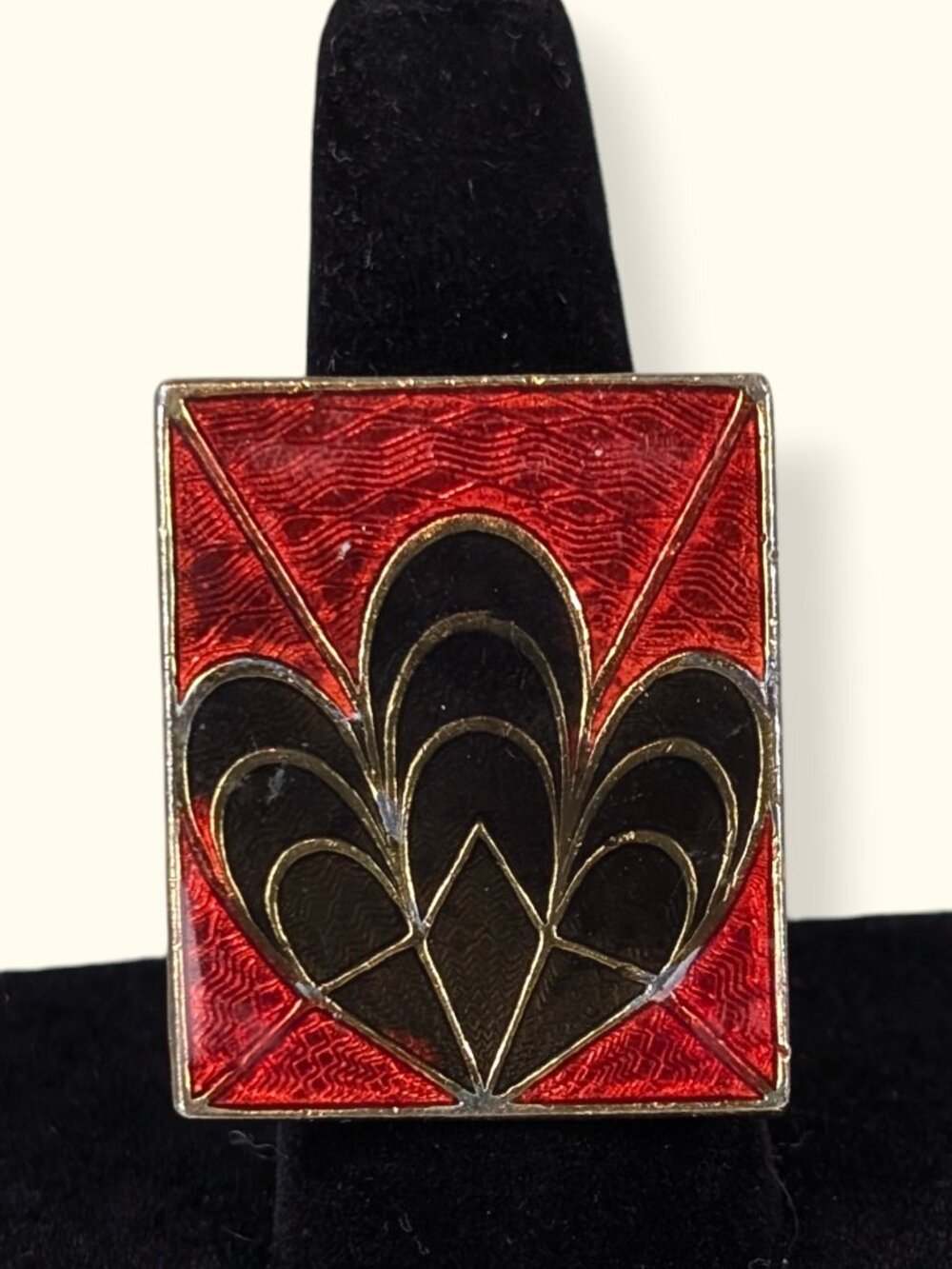 Vintage Art Deco Revival Red & Black Enamel Coil Ring